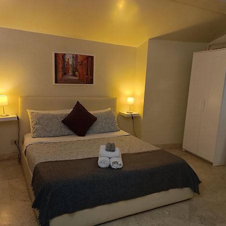 רומא Navona Private Rooms Bnb מראה חיצוני תמונה