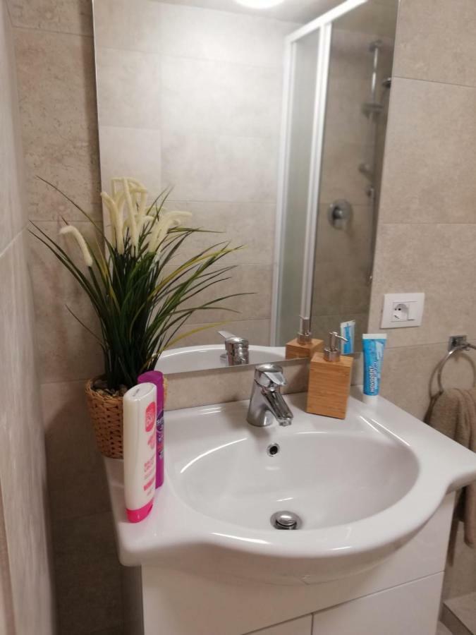 רומא Navona Private Rooms Bnb מראה חיצוני תמונה